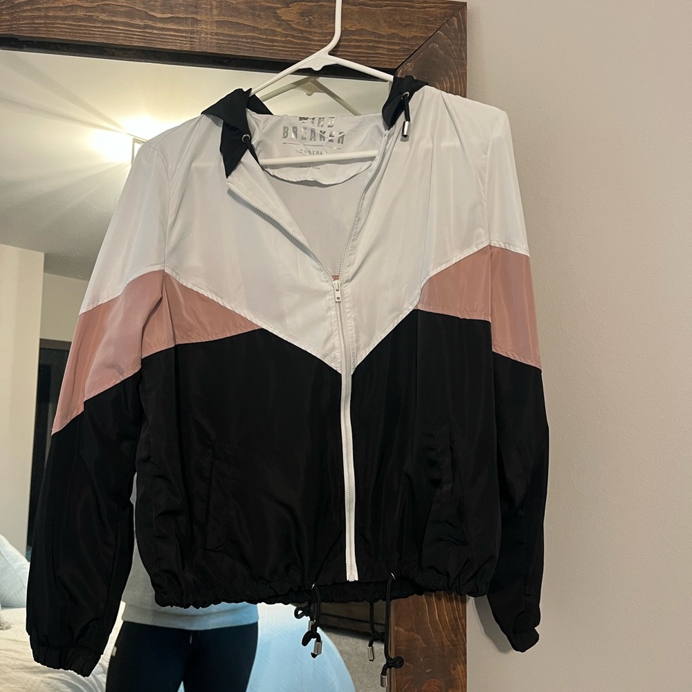 Love tree wind breaker